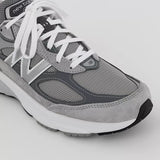 Men's 990 v6