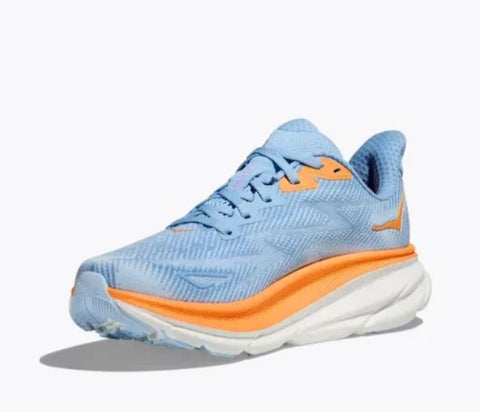 WOMEN: HOKA