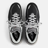 Men's 990 v6