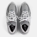 Men's 990 v6