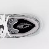 Men's 990 v6