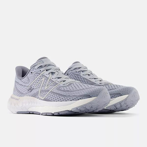 Women's 880 v 13
