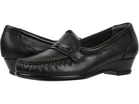 Easier Wedge Loafer